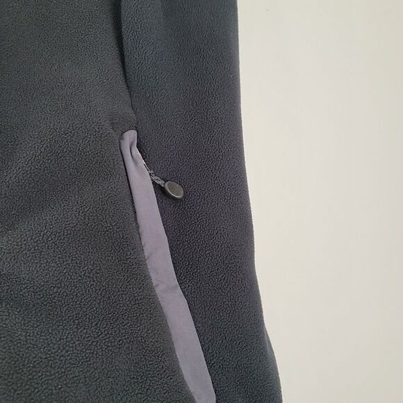 L.L. Bean Size XS Polartec Vest Stretch Fleece Zip Pockets Black Gray - Picture 8 of 12